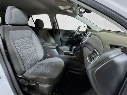 Certified 2024 Chevrolet Equinox LT FWD image 25