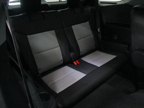 Used 2023 Ford Explorer XLT w/ Equipment Group 202A AWD/4WD image 12