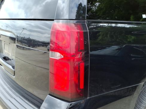 Used 2019 Chevrolet Tahoe LS RWD image 7