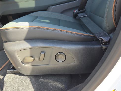 New 2026 GMC Acadia AT4 w/ Super Cruise Package image 21