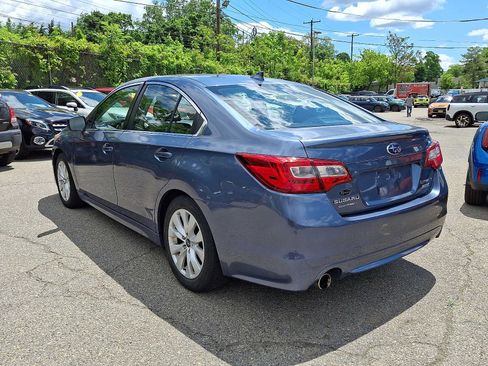 Used 2016 Subaru Legacy 2.5i Premium AWD/4WD image 4