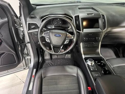 Used 2020 Ford Edge ST-Line FWD image 17