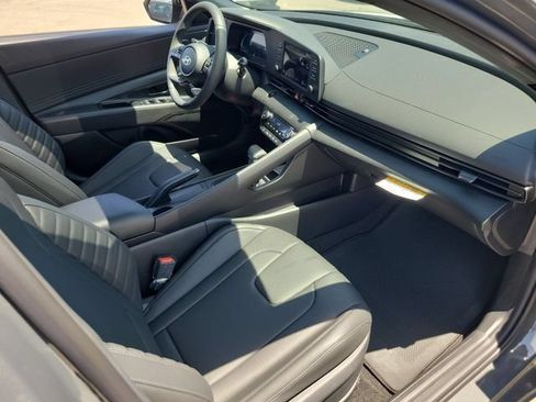 New 2026 Hyundai Elantra SEL Sport FWD image 21