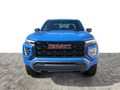 New 2026 GMC Canyon Elevation RWD image 2