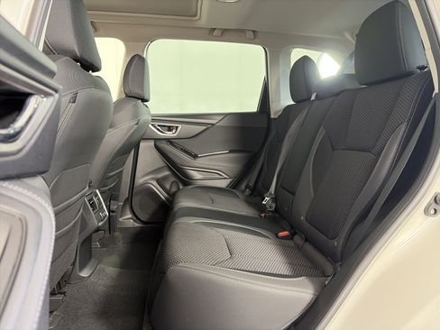 Used 2023 Subaru Forester Premium AWD/4WD image 7