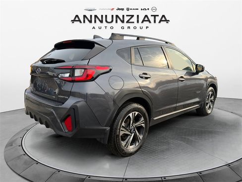 Used 2024 Subaru Crosstrek 2.0i Premium image 5