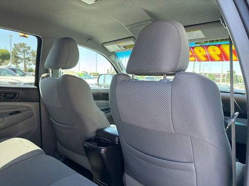 Used 2012 Toyota Tacoma PreRunner w/ TRD Sport Pkg RWD image 24