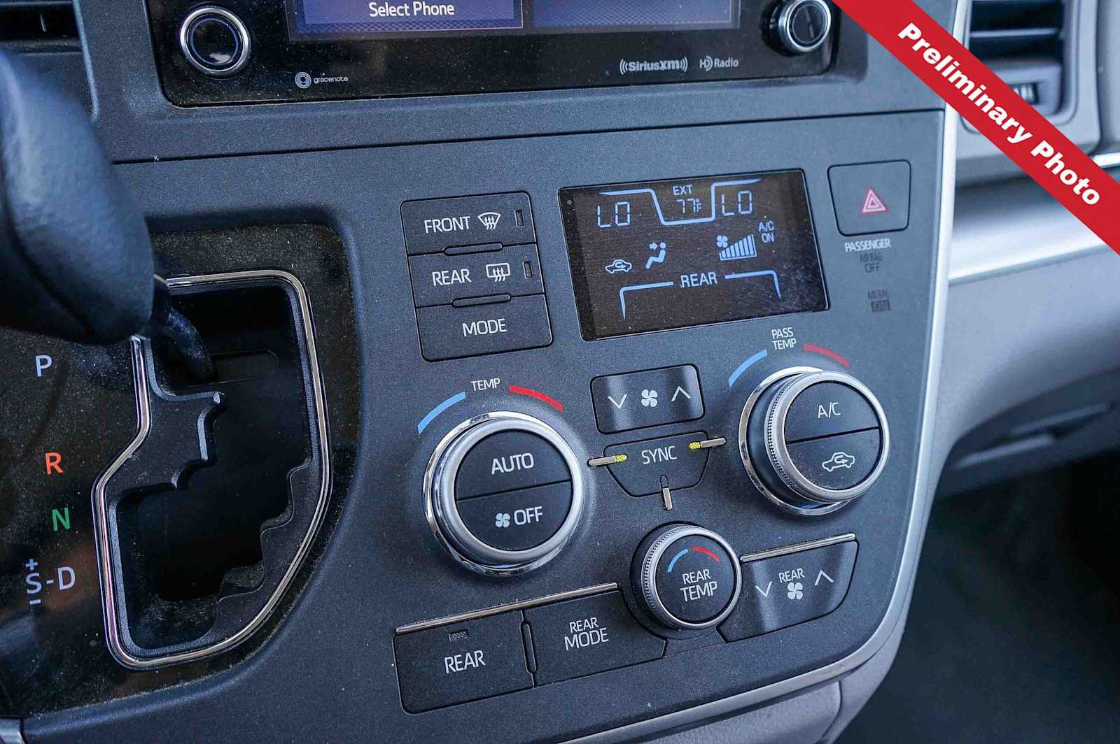 Used 2020 Toyota Sienna LE FWD image 20