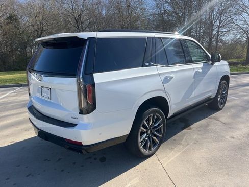 Used 2023 Cadillac Escalade Sport Platinum image 10