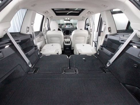 Used 2024 Volvo XC90 B6 Plus w/ Protection Package Premier image 29