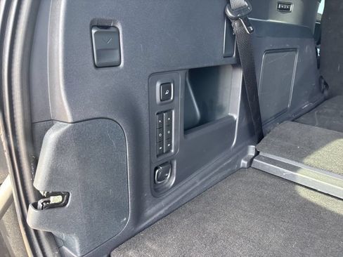Used 2025 Ford Expedition Tremor AWD/4WD image 43