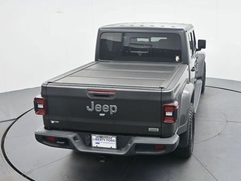 Used 2020 Jeep Gladiator Overland AWD/4WD image 23