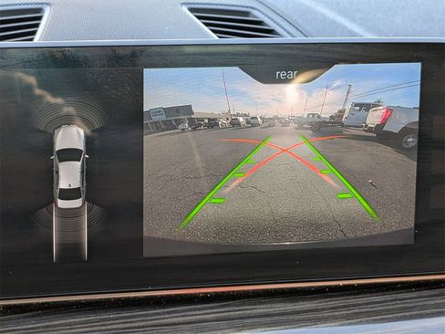 Used 2017 BMW 530i xDrive image 19