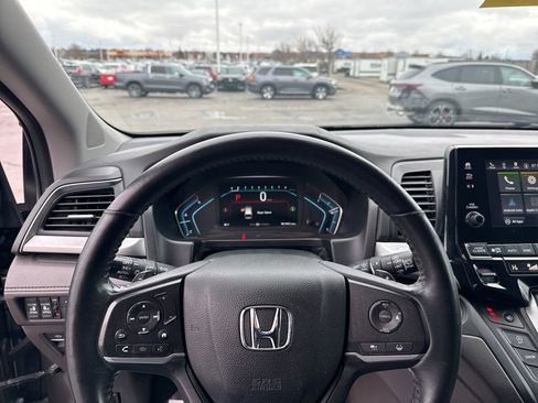 Used 2023 Honda Odyssey EX-L image 9