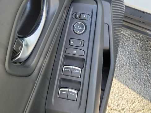 Certified 2023 Honda Accord EX image 22