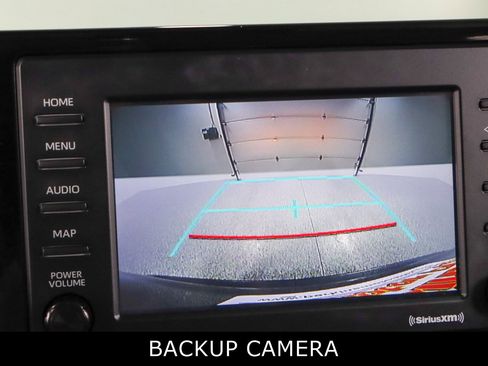 Used 2022 Toyota RAV4 XLE image 18