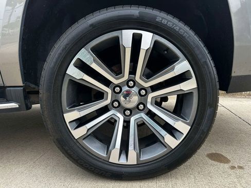 Used 2019 GMC Yukon XL Denali w/ Open Road Package image 31