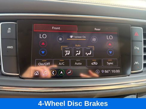 Used 2020 Buick Enclave Premium w/ Sun and Sites Package AWD/4WD image 17