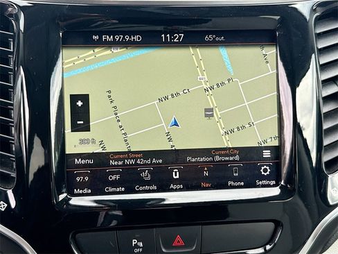 Used 2020 Jeep Cherokee Limited image 14