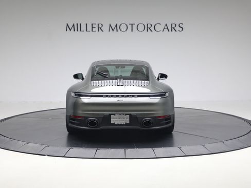 Used 2022 Porsche 911 Carrera image 6