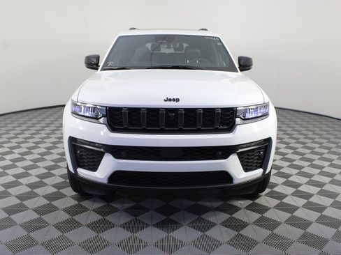 New 2026 Jeep Grand Cherokee L Limited AWD/4WD image 31