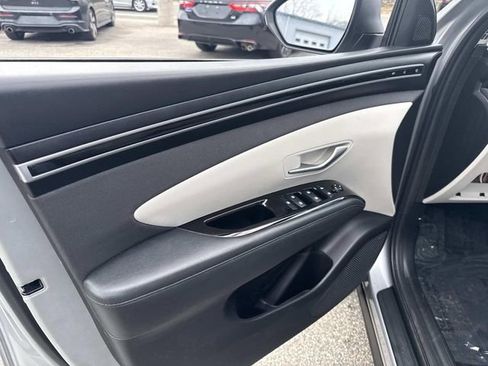 Used 2023 Hyundai Tucson Limited image 21