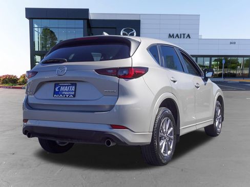 Used 2025 MAZDA CX-5 AWD 2.5 S w/ Preferred Package image 4