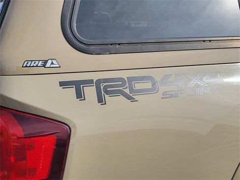 Used 2019 Toyota Tacoma 4x4 Double Cab image 8