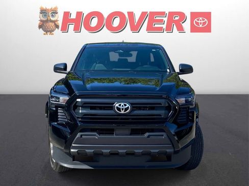 Used 2025 Toyota Tacoma SR RWD image 5