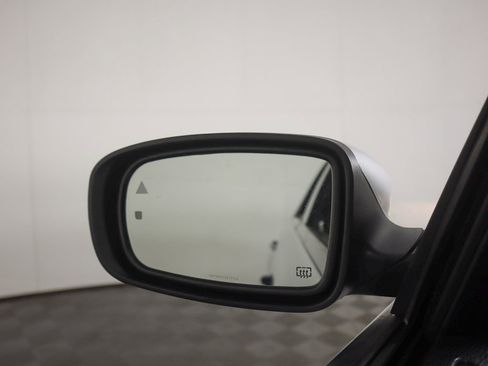 Used 2023 Chrysler 300 S image 37