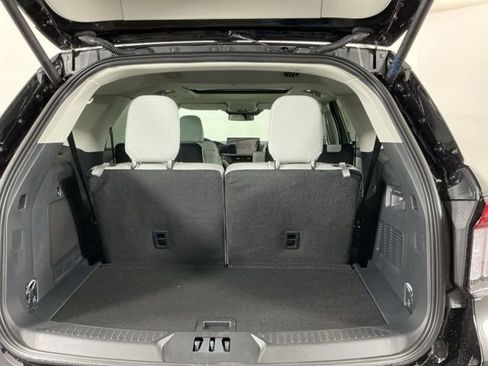 New 2026 Ford Explorer Platinum w/ LUX Leather Package image 33