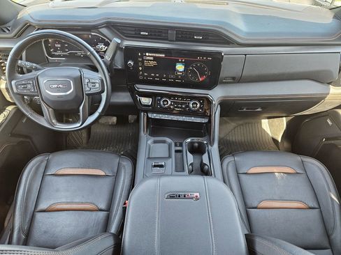 Used 2024 GMC Sierra 2500 AT4 w/ AT4 Premium Plus Package AWD/4WD image 20