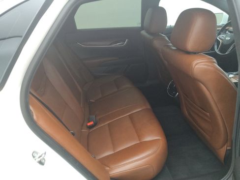 Used 2016 Cadillac XTS Luxury FWD image 19