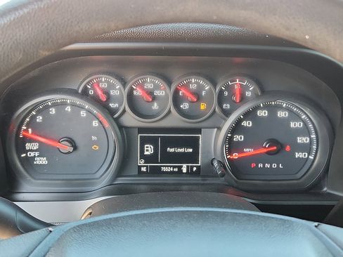 Used 2023 Chevrolet Silverado 1500 Custom image 16