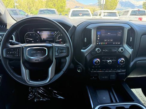 Used 2022 GMC Sierra 3500 Denali w/ Denali Ultimate Package AWD/4WD image 39