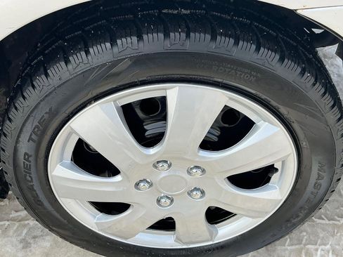 Used 2011 Ford Fusion SE image 21