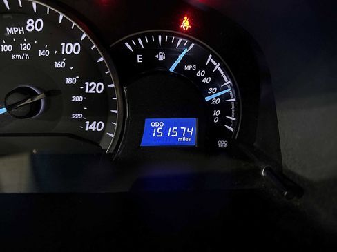 Used 2012 Toyota Camry LE image 19