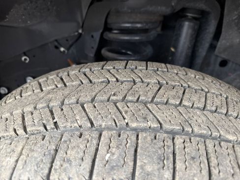 Used 2024 RAM 2500 Big Horn w/ Bed Utility Group image 28