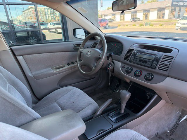 Used 2003 Toyota Camry LE FWD image 9