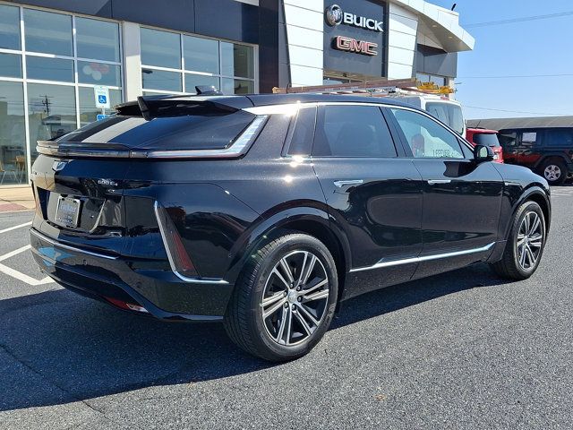 Certified 2024 Cadillac Lyriq Luxury AWD/4WD image 6