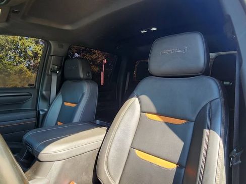 Used 2025 GMC Sierra 1500 AT4 AWD/4WD image 13