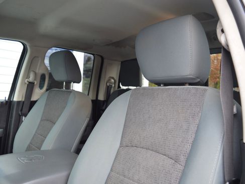 Used 2014 RAM 1500 Big Horn image 11