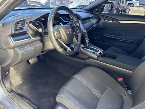Used 2020 Honda Civic EX image 2