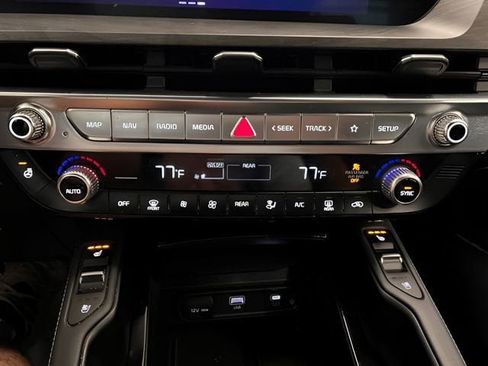 Used 2024 Kia Telluride SX X-Line AWD/4WD image 33