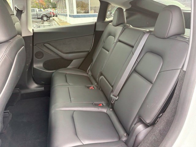Used 2023 Tesla Model Y Long Range AWD/4WD image 15