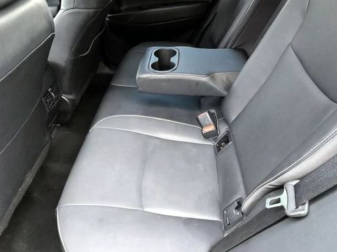 Used 2022 Toyota Corolla Cross XLE FWD image 30