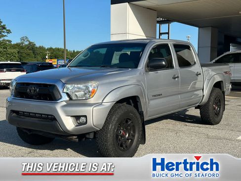 Used 2015 Toyota Tacoma 4x4 Double Cab w/ TRD Off-Road Package image 1