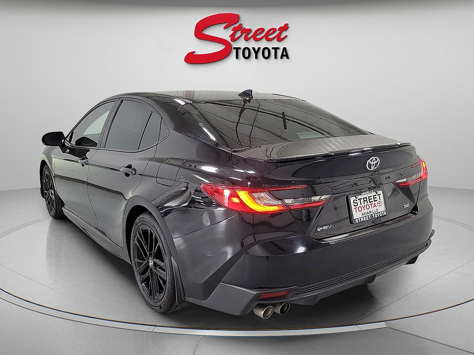 Certified 2025 Toyota Camry SE w/ Convenience Package FWD image 2