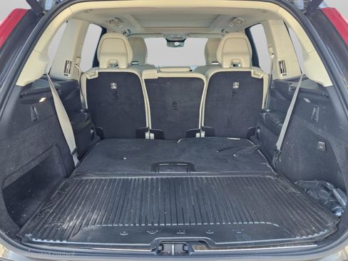 Used 2023 Volvo XC90 B5 Core w/ Protection Package Premier image 27