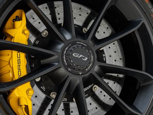 Used 2018 Porsche 911 GT3 RWD image 33